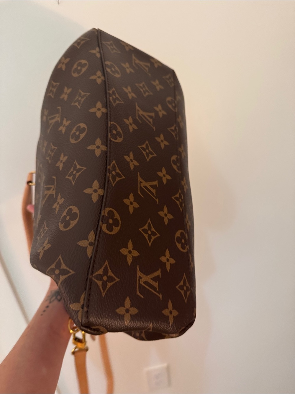 Louis Vuitton Brown Monogram Satchel with Natural Vachetta Handles - Picture 6 of 6